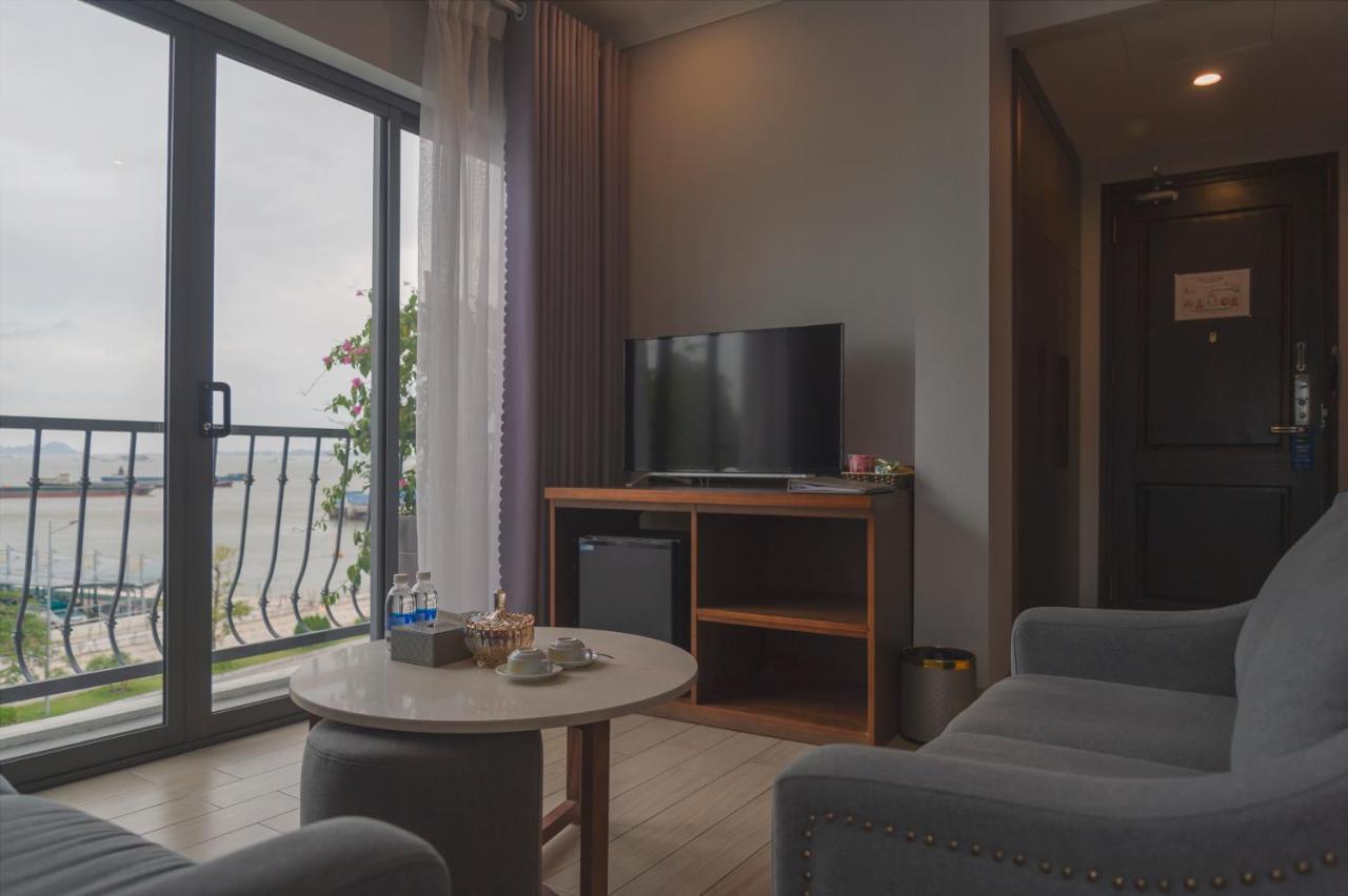 เดอะ กอนเฟตติ โฮเต็ล Hotel ฮาลอง ภายนอก รูปภาพ